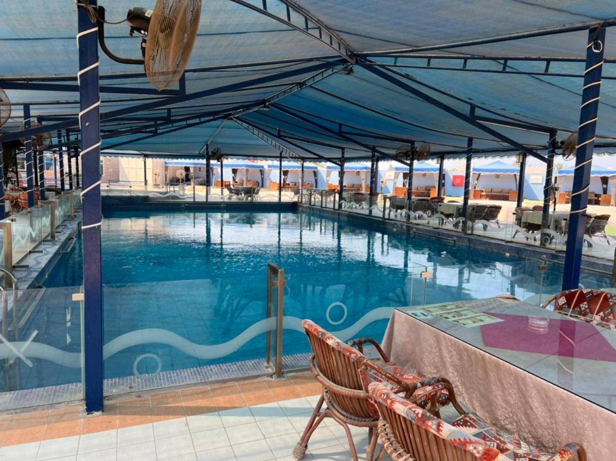 منتجع وشاليهات مورجان الشرق - للعائلات فقط - Νταμάμ Εξωτερικό φωτογραφία
