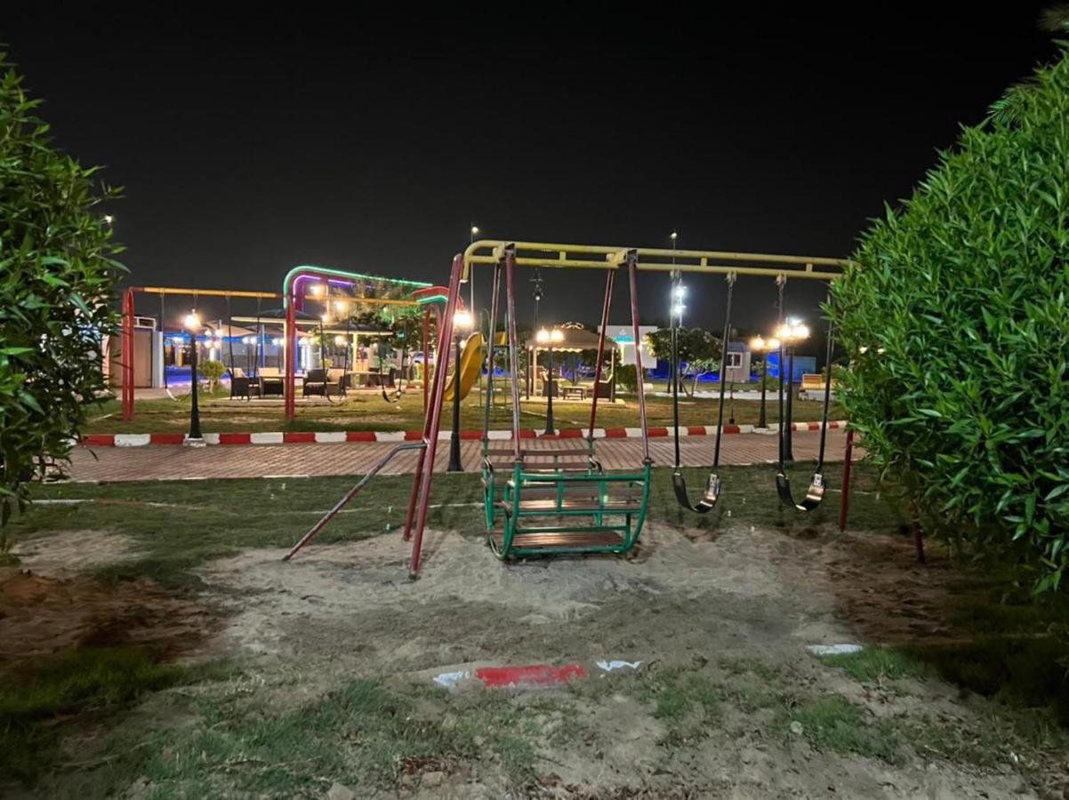 منتجع وشاليهات مورجان الشرق - للعائلات فقط - Νταμάμ Εξωτερικό φωτογραφία