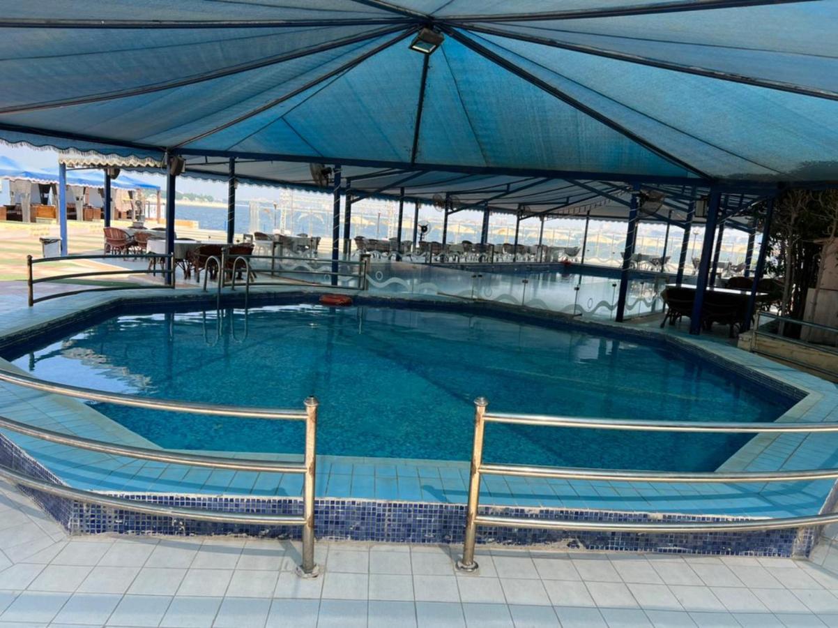 منتجع وشاليهات مورجان الشرق - للعائلات فقط - Νταμάμ Εξωτερικό φωτογραφία